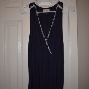 Loose Sleeveless Dark Blue Top